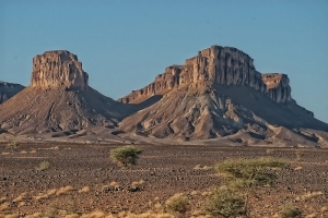 En Route - Desert Peaks