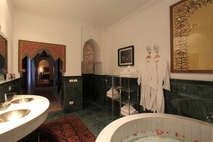 Suite Bacha Bathroom